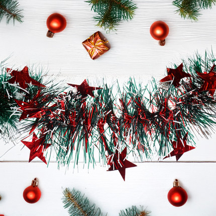 Christmas tinsel with mini stars, 9x200 cm