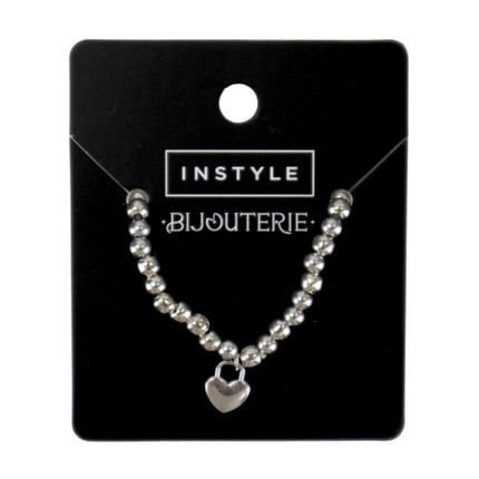 Beaded bracelet with pendant