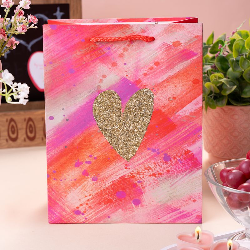 Gift bag \"Love\", in assortment