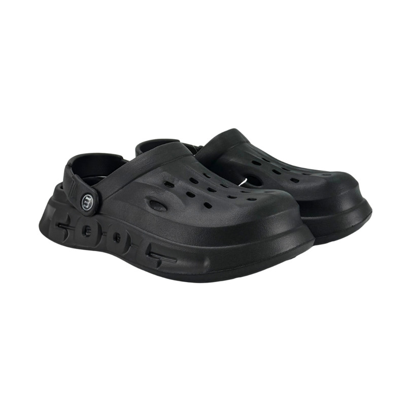 Women’s sandals, assorted