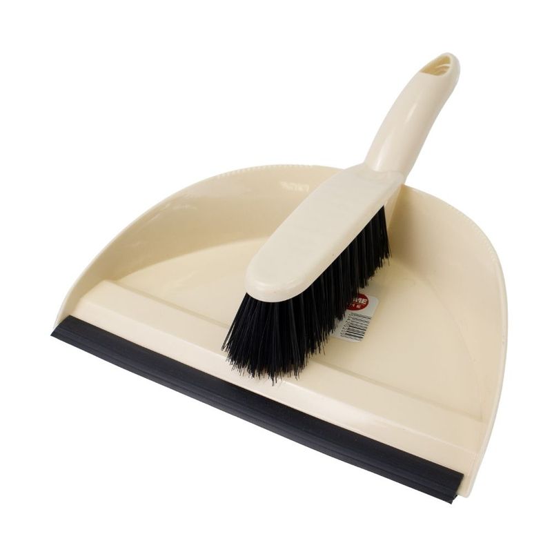 Set of dust pan and brush