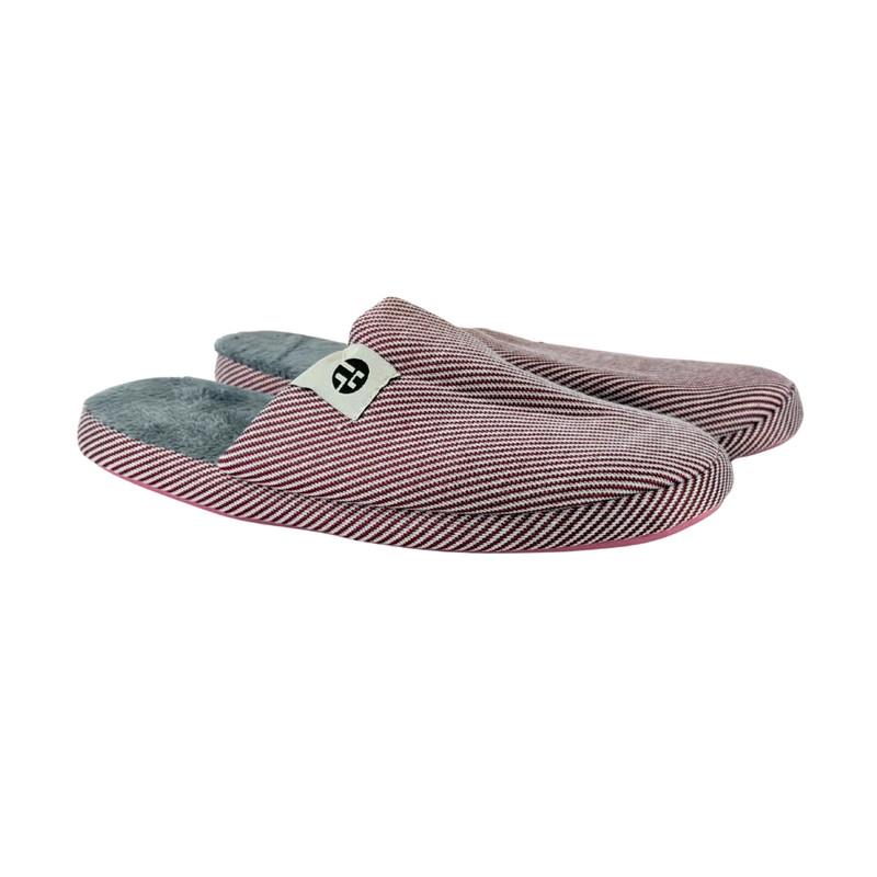 Slippers, assorted