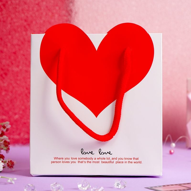 Gift bag, 15 × 14 × 7 cm, in assortment