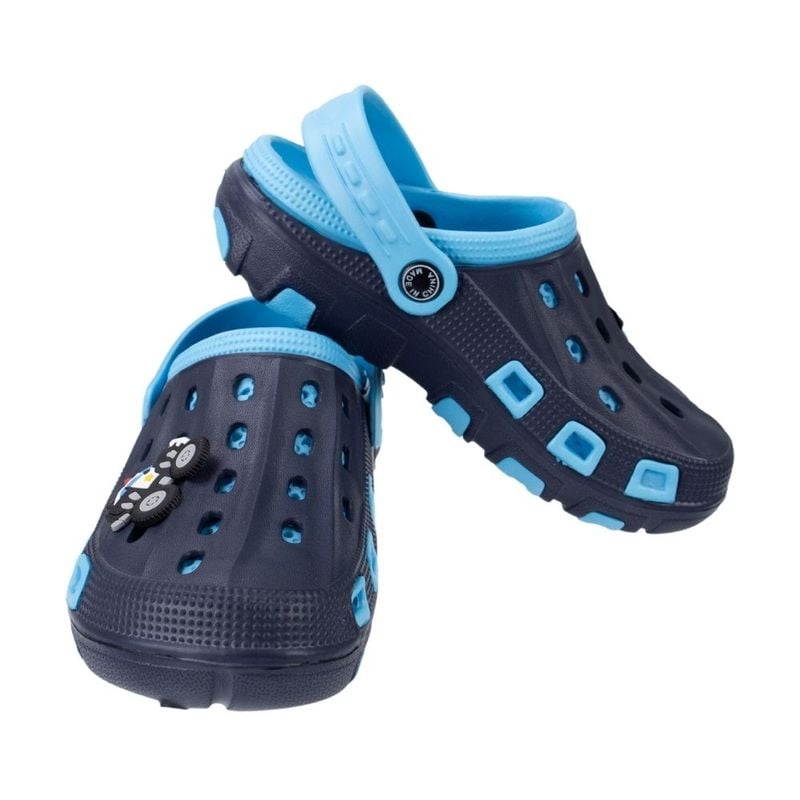 Rubber slippers