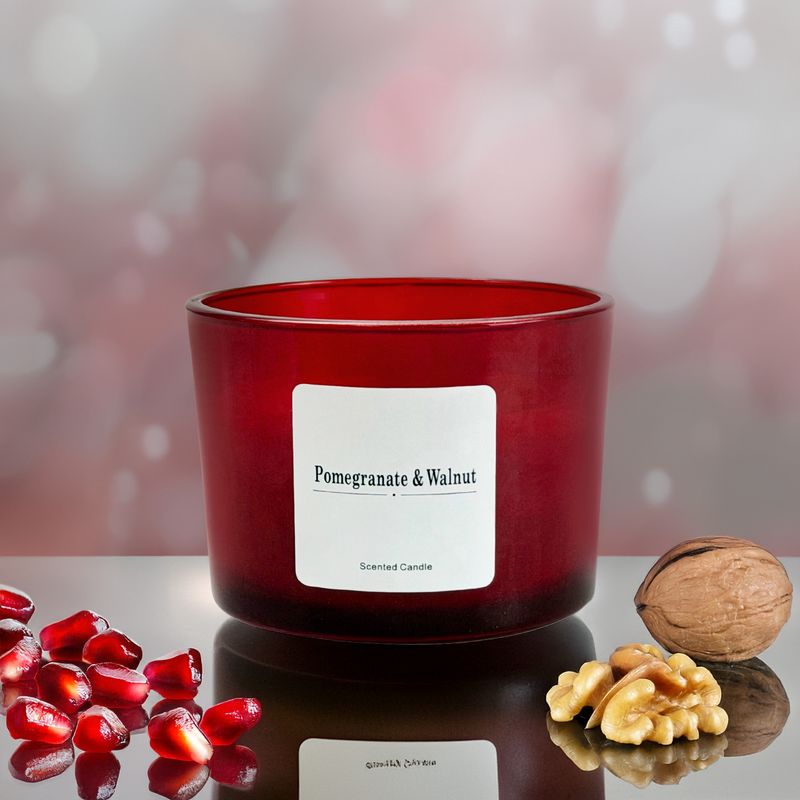 Scented candle in a glass with 3 wicks, in assortment