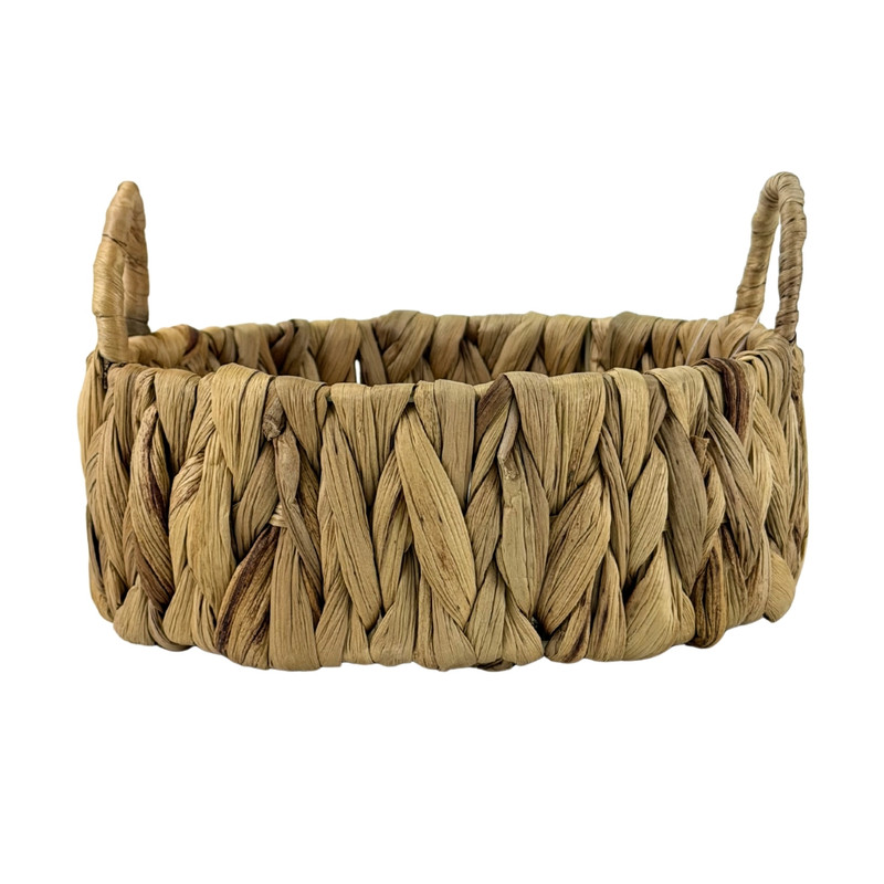 Decorative round basket